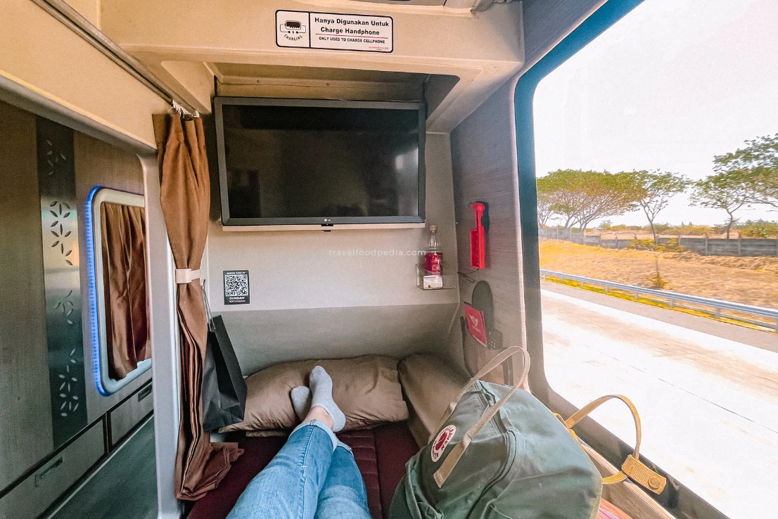 Pertama Kali Naik Sleeper Bus Juragan 99 ke Jakarta-2
