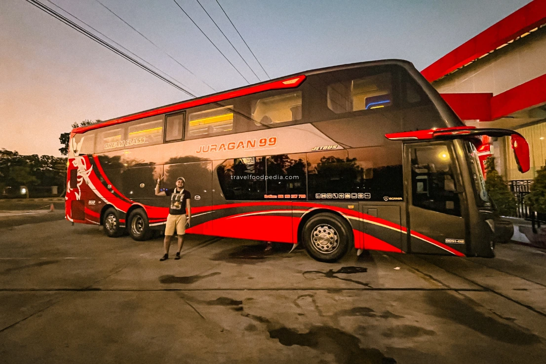 Pertama Kali Naik Sleeper Bus Juragan 99 ke Jakarta-4