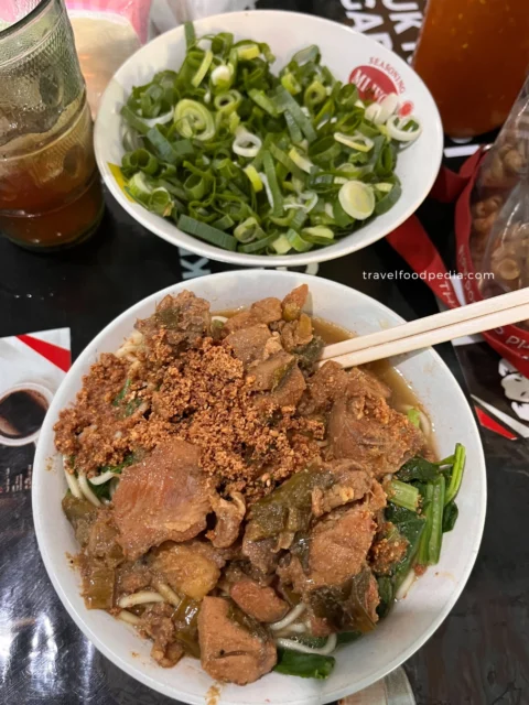 Mie Ayam Bang Iwan Petanahan-