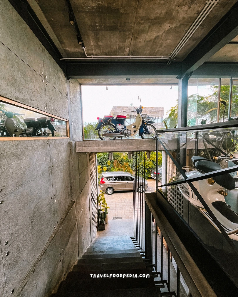 CONCRETE CAFE BATU MALANG (5)