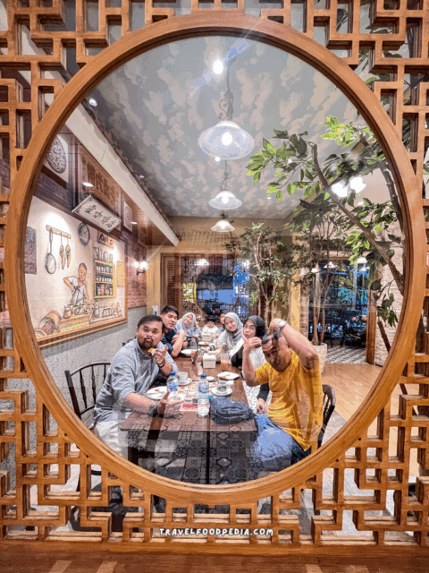 KHO KOPITIAM MALANG KAYUTANGAN