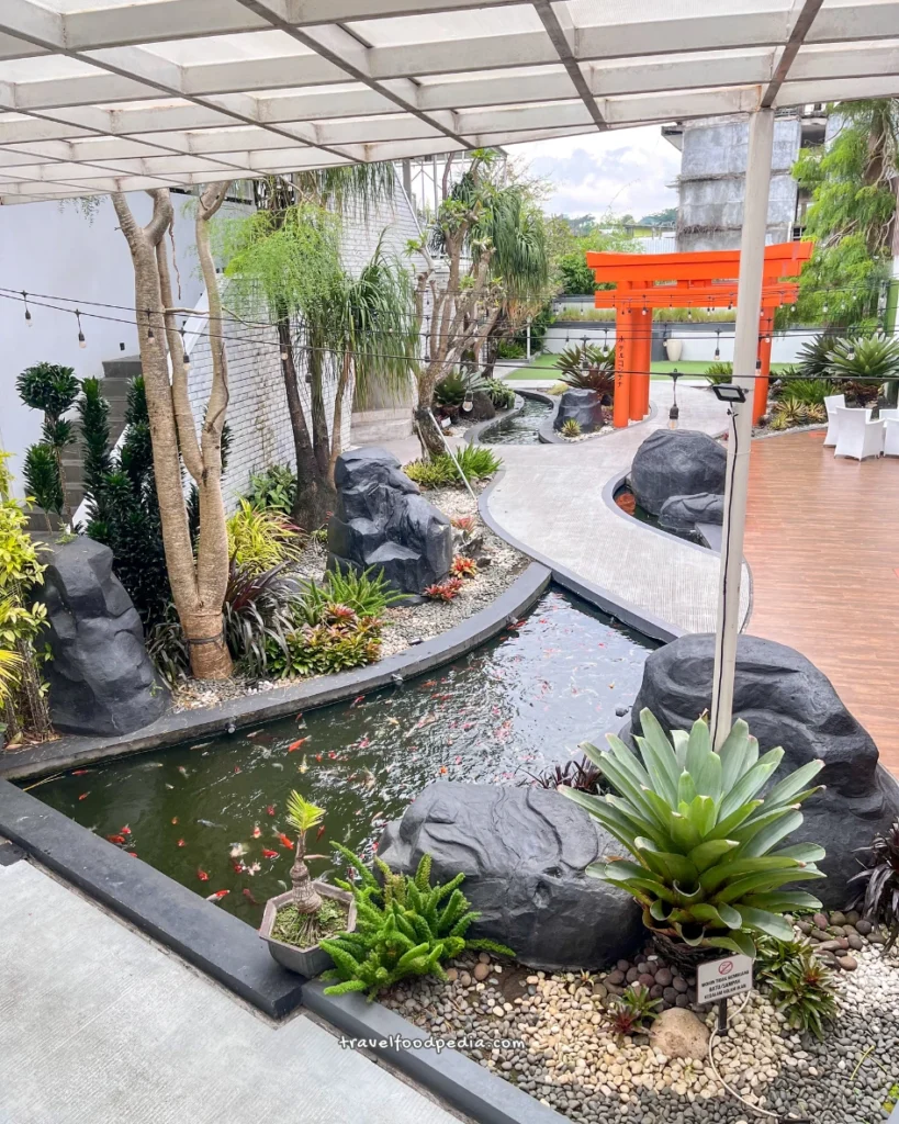 HOTEL KONTENA BATU MALANG 