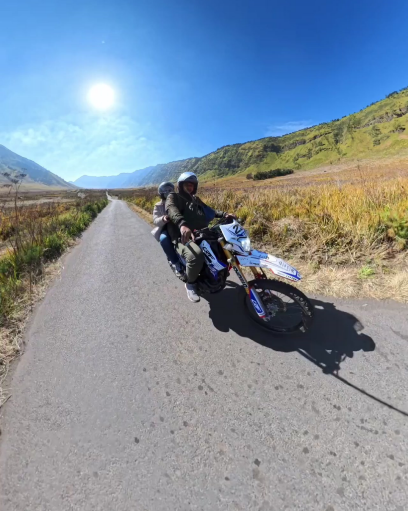 naik motor trail ke bromo (2)