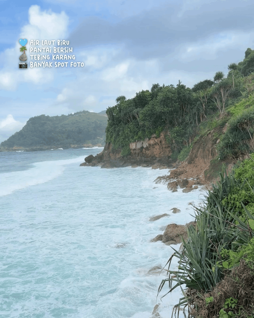 Pantai Pacar Tulungagung