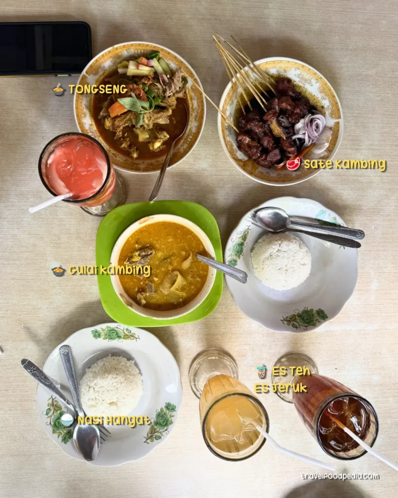 menu sate kambing pak kuwat tulungagung