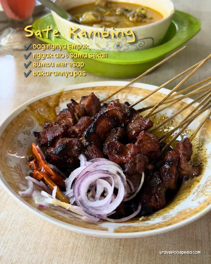 menu sate kambing pak kuwat tulungagung