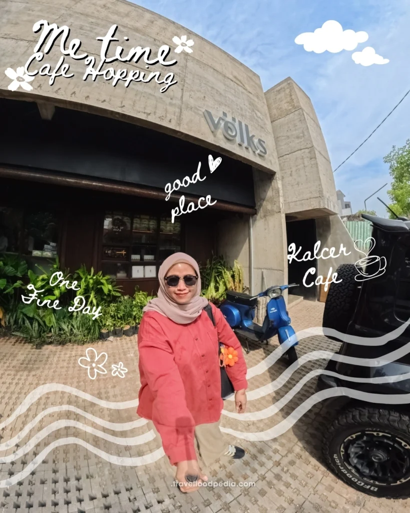 Suasana Depan Volks Coffee Surabaya