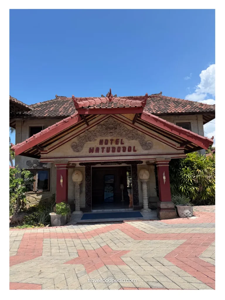 HALAMAN DEPAN HOTEL WATU DODOL RESORT BANYUWANGI