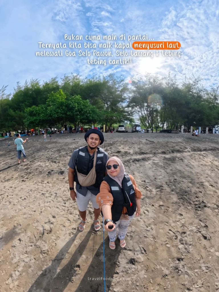 REVIEW PANTAI SINE TULUNGAGUNG