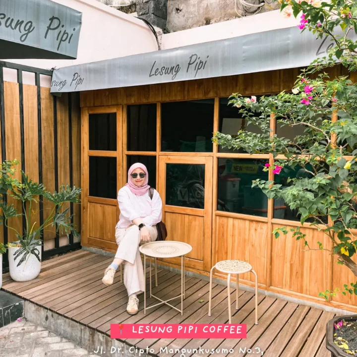 cafe lesung pipi solo